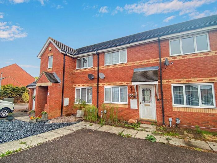 2 Bedroom Terraced House To Rent In Sorrell Way, Biggleswade, SG18