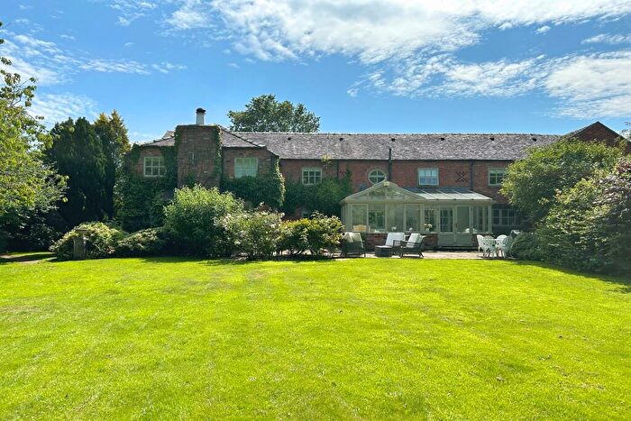 4 Bedroom Barn Conversion For Sale In Davenport, Congleton, CW12