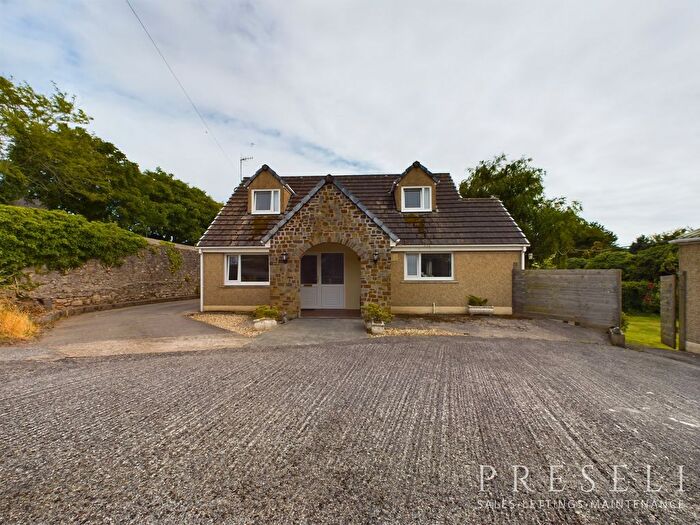 3 Bedroom Detached House To Rent In Ashdale Lane, Pembroke, SA71