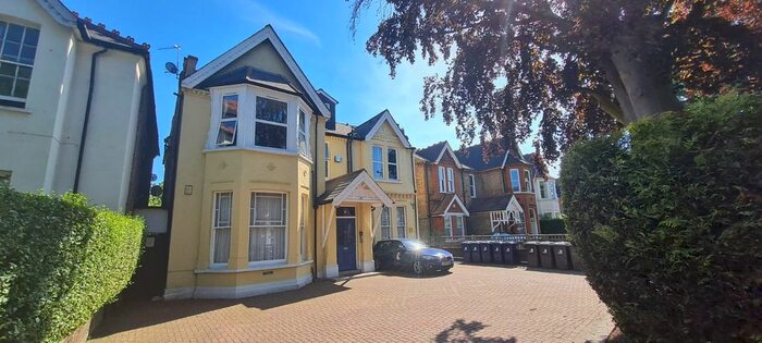 Studio To Rent In Madeley Road, Ealing, London, W5