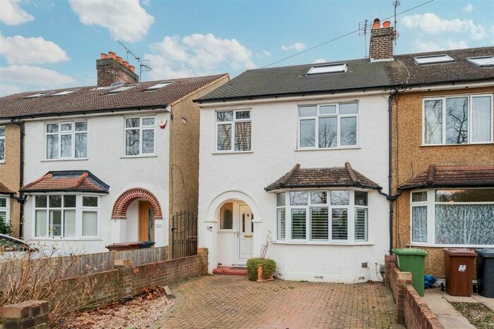 4 Bedroom Semi-Detached House To Rent In Windmill Lane, Bushey Heath, Bushey, Hertfordshire, WD23