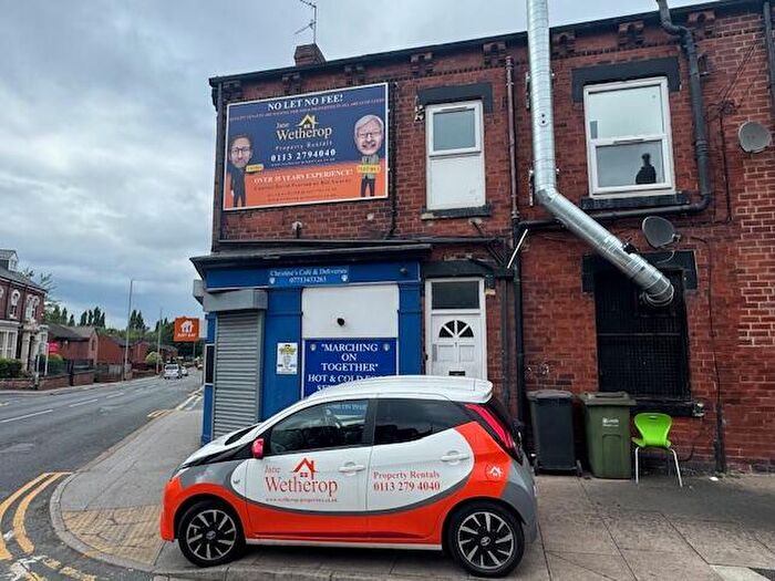 1 Bedroom Apartment To Rent In Pleasant Terrace, Leeds, West Yorkshire, LS11