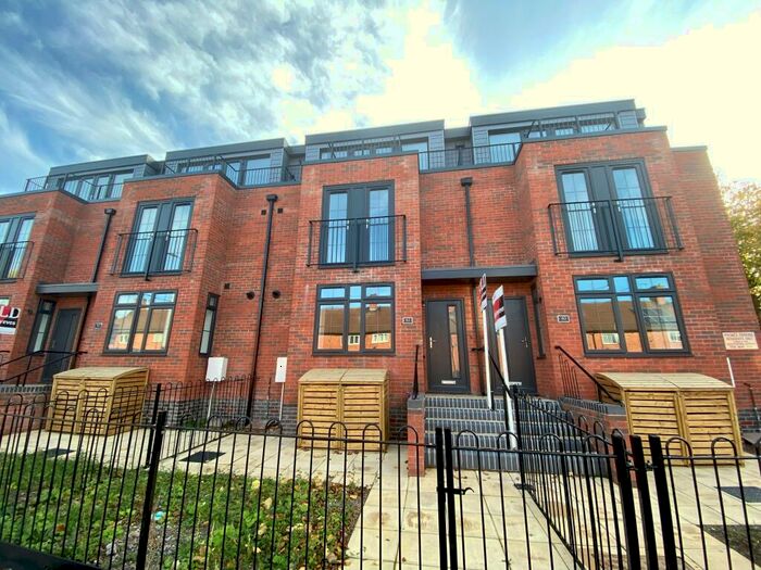 3 Bedroom House To Rent In Sky Heights, Gregory Street, NG7