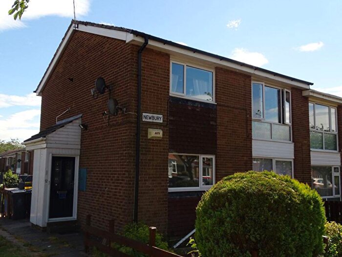 2 Bedroom Flat To Rent In Newbury, Killingworth, Newcastle Upon Tyne, Tyne And Wear, NE12