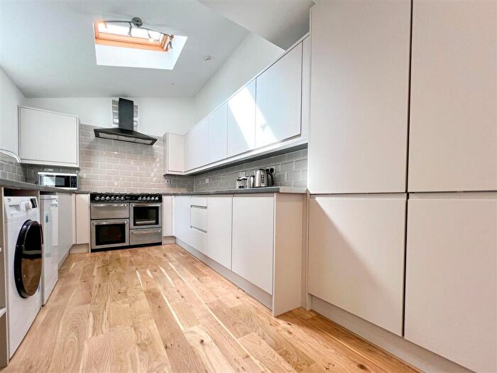 8 Bedroom Terraced House To Rent In Manor House Road, Jesmond, NE2