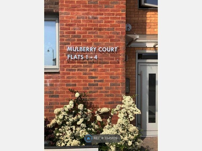 3 Bedroom Flat To Rent In Mulberry House, Southampton, SO14