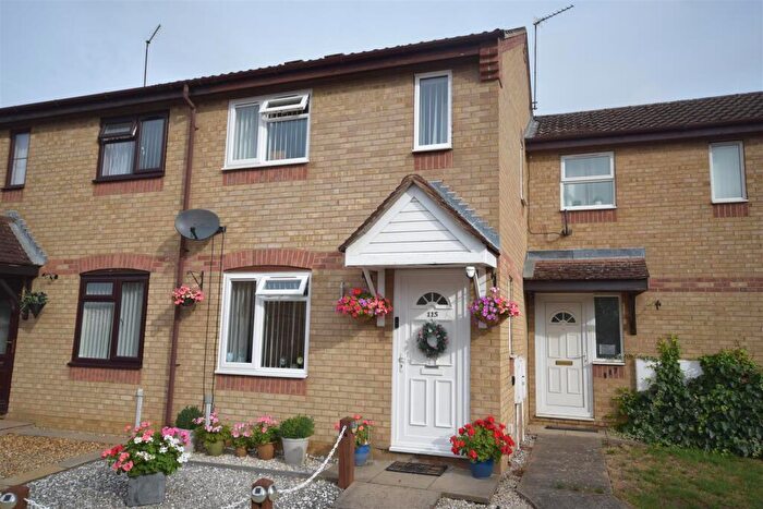 2 Bedroom Semi-Detached House For Sale In Compton Way, Earls Barton, Northampton, NN6