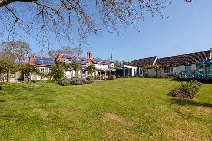 4 Bedroom Detached House For Sale In Hill End, Hardington Mandeville, Yeovil, Somerset, BA22