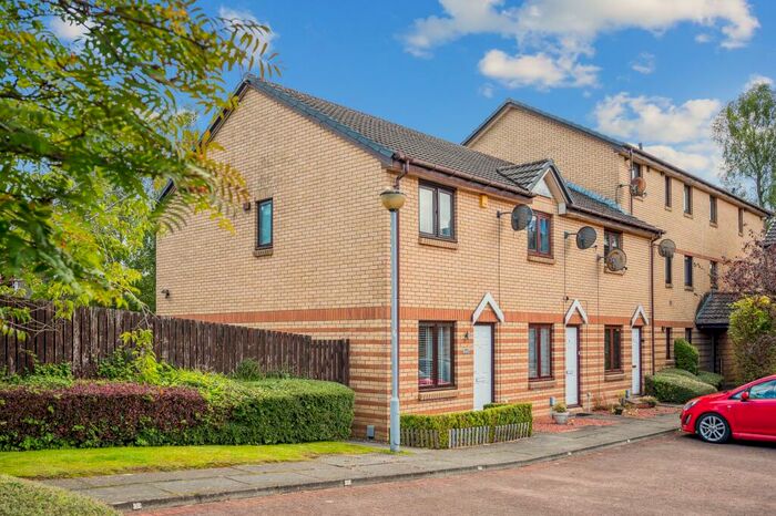 2 Bedroom End Of Terrace House For Sale In Craigash Quadrant, Milngavie, East Dunbartonshire, G62