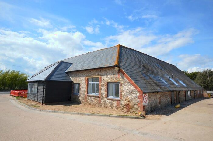 1 Bedroom Flat To Rent In Home Farm Courtyard, Chichester Road, Selsey, PO20