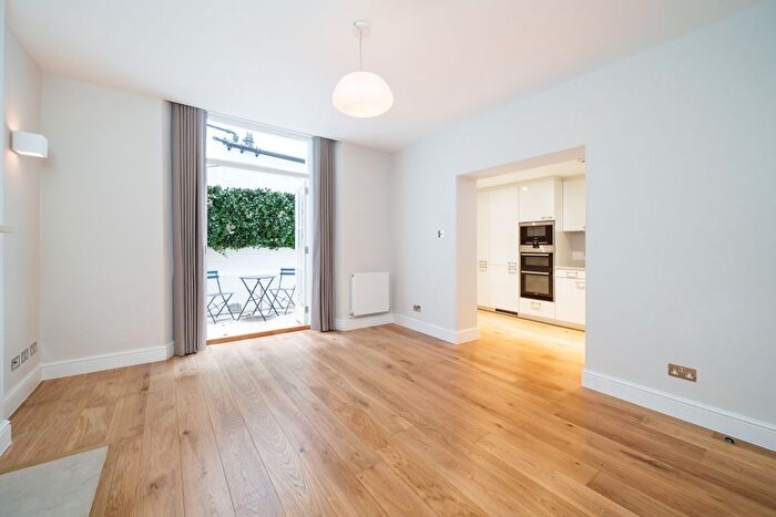 1 Bedroom Flat To Rent In Montagu Place, London, W1H