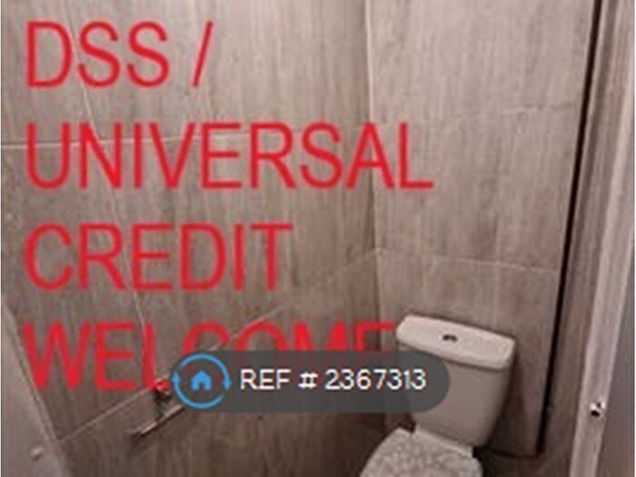 2 Bedroom Flat To Rent In Redbridge Gardens, London, SE5