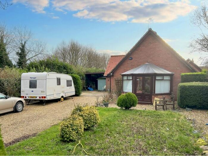 2 Bedroom Detached Bungalow For Sale In The Street, King's Lynn, PE32