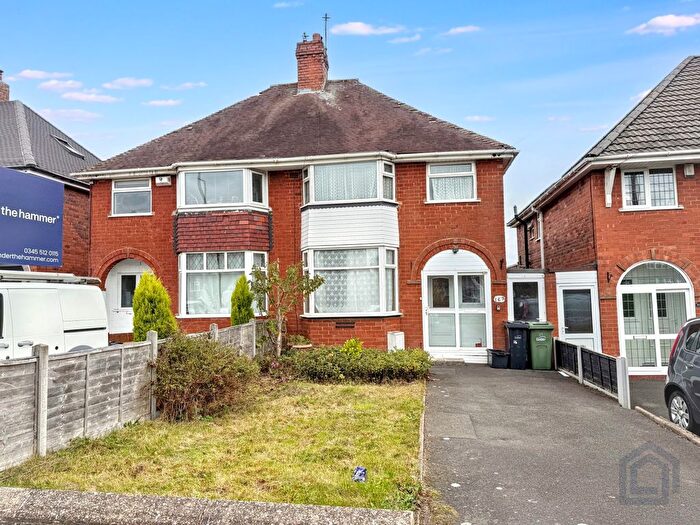 3 Bedroom Semi-Detached House For Sale In , Kent Road, Halesowen, B62