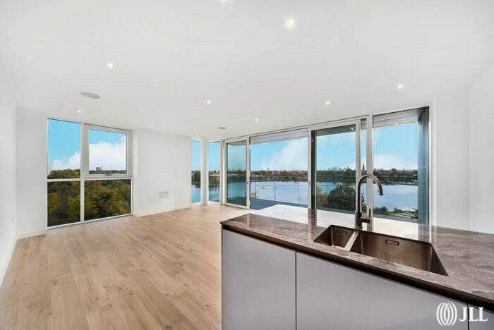 2 Bedroom Flat To Rent In Coster Avenue, London, N4