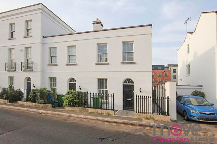2 Bedroom End Of Terrace House To Rent In Gloucester Place, Cheltenham, GL52