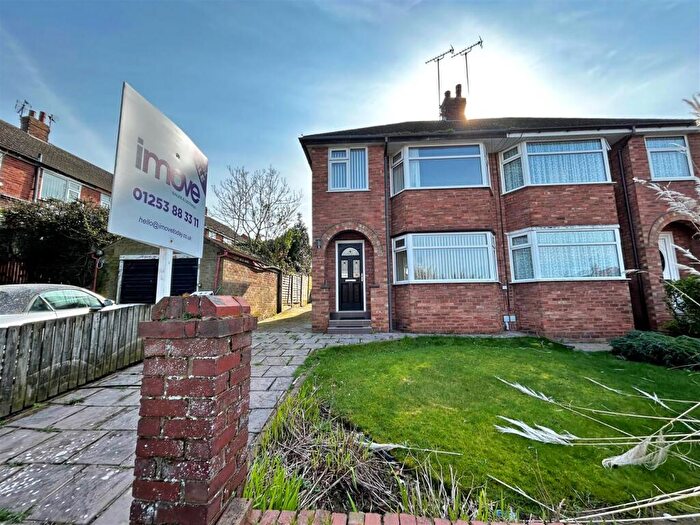 3 Bedroom Semi Detached House For Sale In Sefton Avenue, Poulton-Le-Fylde, FY6