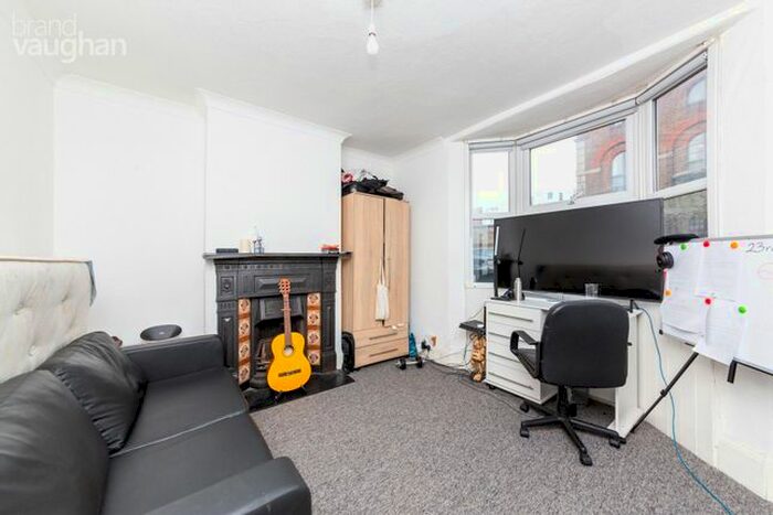 4 Bedroom Terraced House To Rent In Hollingdean Road, Brighton, BN2