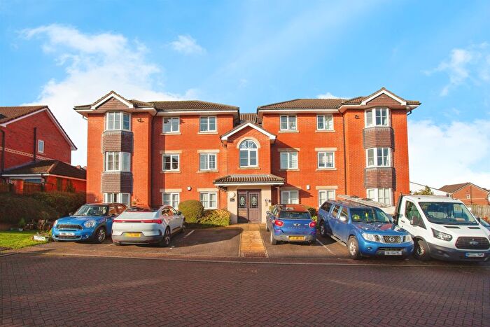 2 Bedroom Flat For Sale In Falconer Way, Treeton, Rotherham, S60