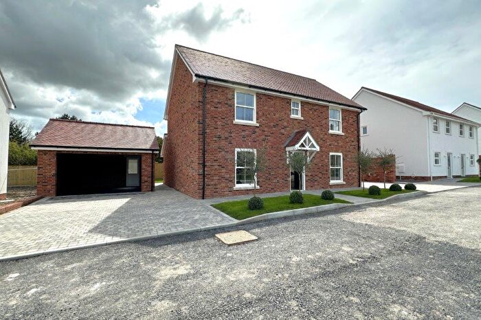 4 Bedroom Detached House To Rent In Wodens Hill Field, Woodnesborough, CT13