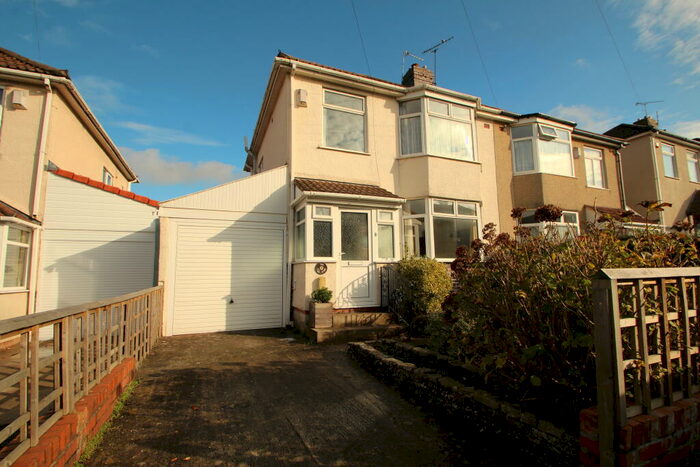 3 Bedroom Semi-Detached House To Rent In Clyde Grove, Filton, Bristol, BS34