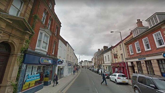 1 Bedroom Flat To Rent In Fore Street, Wellington, TA21