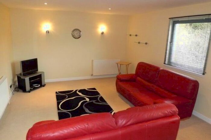 2 Bedroom Flat To Rent In Merkland Lane, Aberdeen, AB24