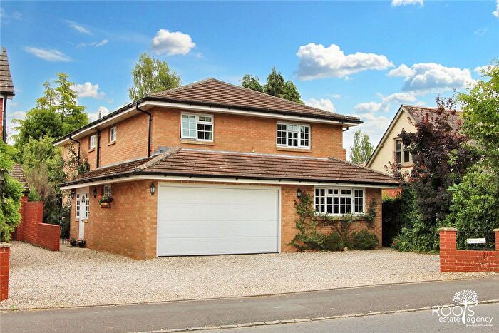 5 Bedroom Detached House For Sale In Hampstead Norreys Road, Hermitage, Thatcham, Berkshire, RG18