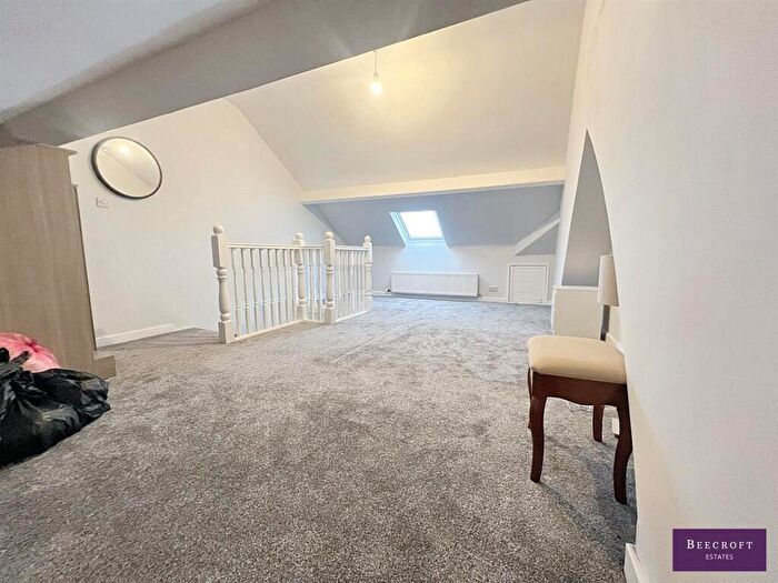 3 Bedroom Terraced House For Sale In Hough Lane, Wombwell, Barnsley, S73