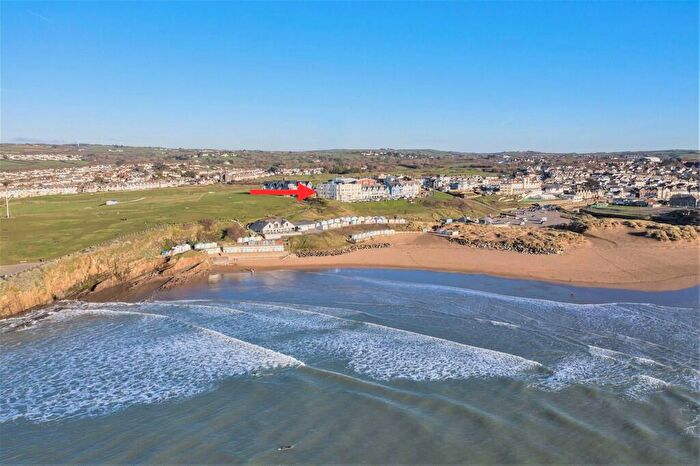 2 Bedroom Flat For Sale In Summerleaze Crescent, Bude, EX23