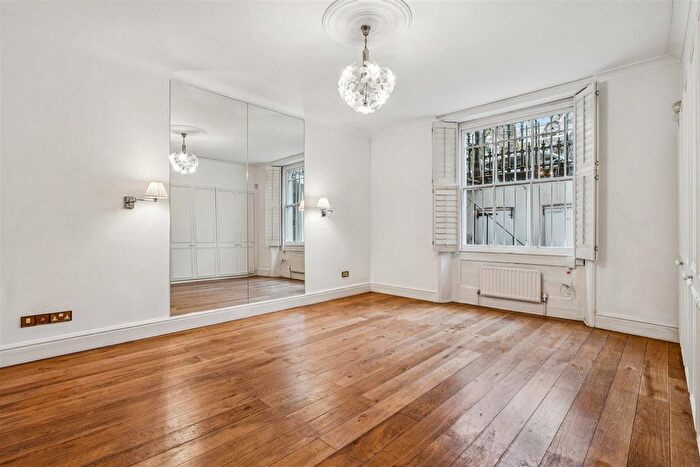 2 Bedroom Flat To Rent In Cornwall Gardens, London, SW7