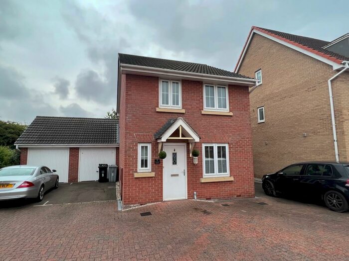 3 Bedroom House To Rent In Lamplight Square, Grantham, NG31