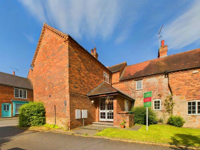 2 Bedroom Cottage To Rent In The Mews, Potter Street, Melbourne, DE73