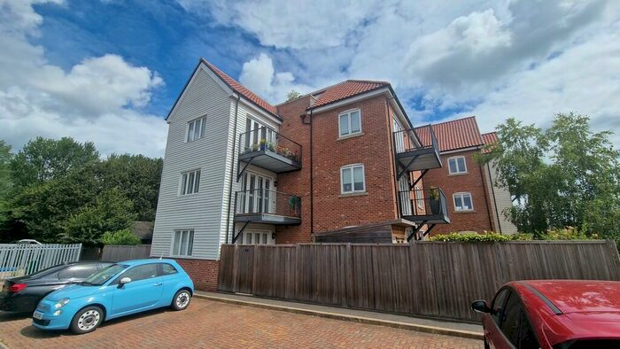 2 Bedroom Apartment To Rent In Waterside Drive, Ditchingham, NR35