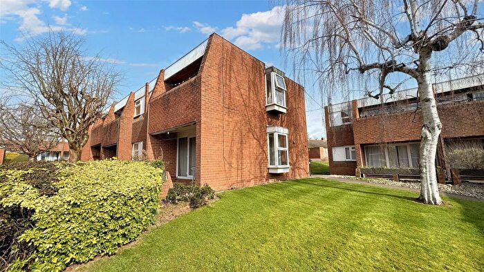 1 Bedroom Apartment For Sale In Burns Road, Loughborough, Leicestershire, LE11