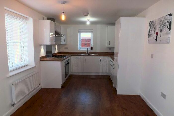 2 Bedroom Flat To Rent In Buttermere Crescent, Doncaster, DN4