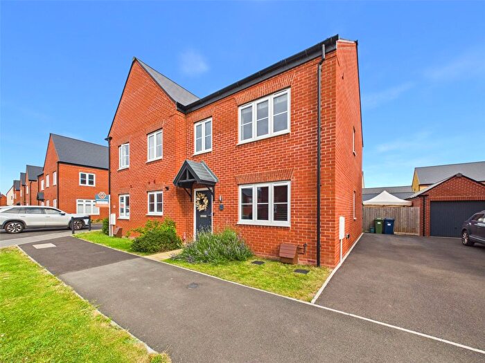 3 Bedroom Semi-Detached House For Sale In Ironbridge Road, Twigworth, Gloucester, Gloucestershire, GL2