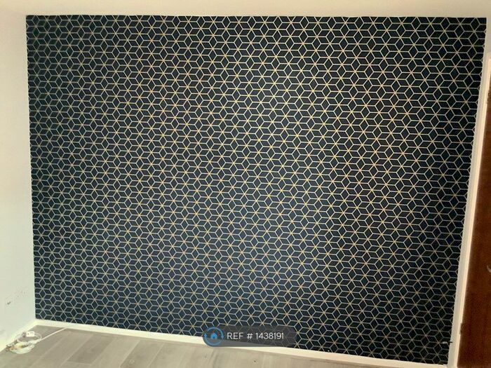 2 Bedroom Flat To Rent In Haddon Road, Cheadle, Cheshire, SK8