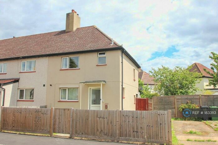 2 Bedroom End Of Terrace House To Rent In Agar Close, Surbiton, KT6