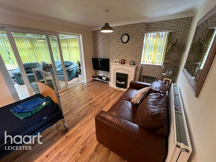 3 Bedroom Detached Bungalow To Rent In Peregrine Rise, Leicester, LE4