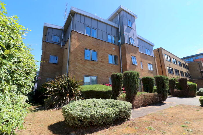 2 Bedroom Apartment To Rent In Lynmouth Gardens, Old Moulsham, Chelmsford, CM2