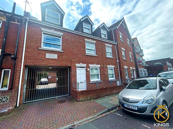 1 Bedroom Flat To Rent In Sandringham Road, Portsmouth, PO1