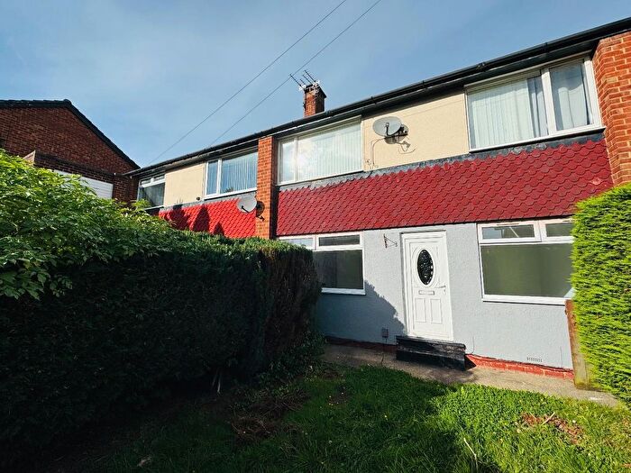 2 Bedroom Flat For Sale In Hillel Walk, Acklam, TS5