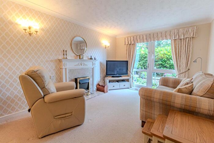 1 Bedroom Apartment For Sale In Beech Court, Mapperley, Nottingham, NG3