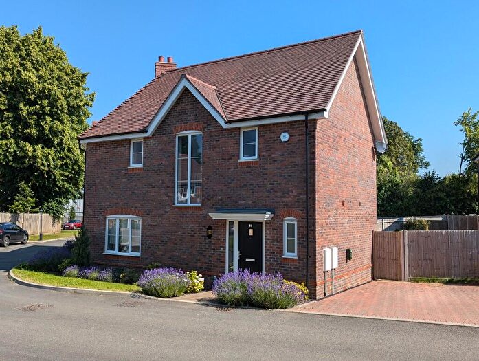 2 Bedroom Semi-Detached House For Sale In Petticoat Close, Godalming, Surrey, GU8