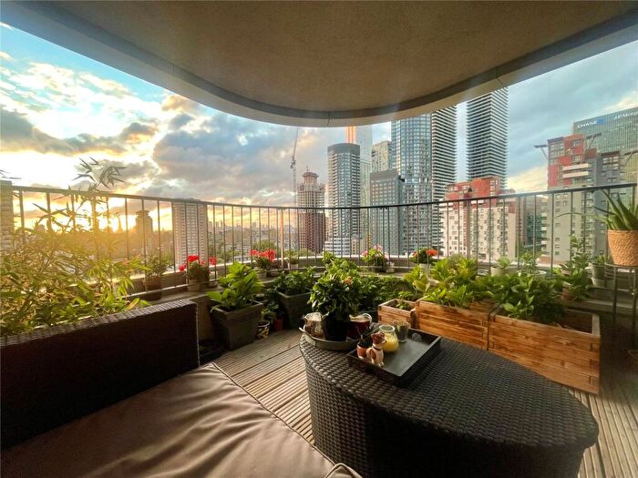 3 Bedroom Apartment For Sale In Indescon Square, Canary Wharf, E14