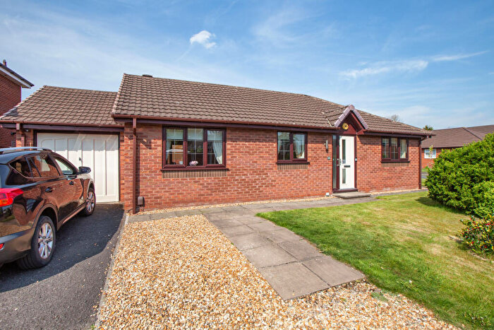 3 Bedroom Detached Bungalow For Sale In Ashfields, Leyland, PR26