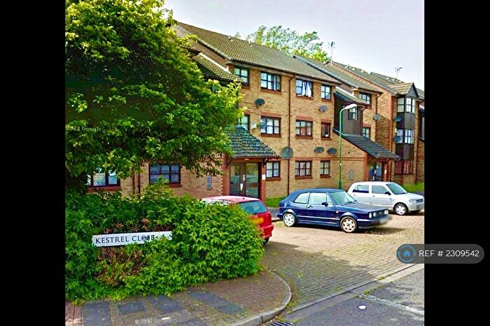 2 Bedroom Flat To Rent In Kestrel Close, London, NW10