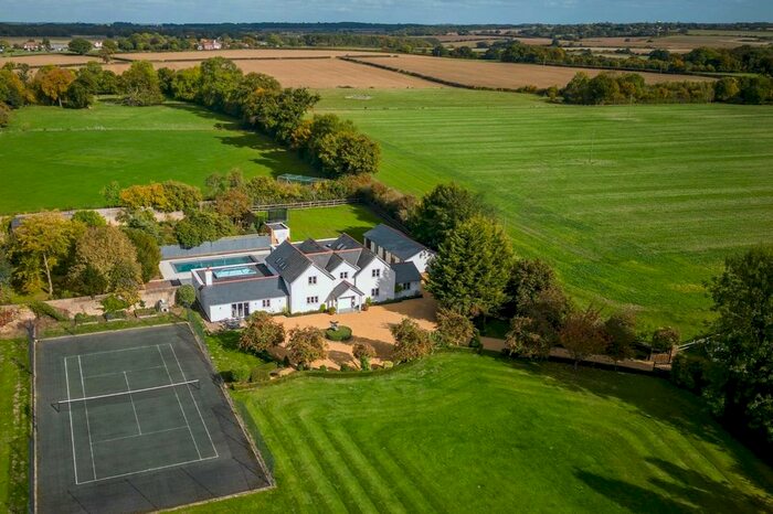 5 Bedroom Detached House For Sale In Green End, Dane End, Ware, SG12