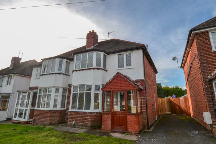 3 Bedroom Semi-Detached House To Rent In Wyche Avenue, Kings Heath, Birmingham, West Midlands, B14